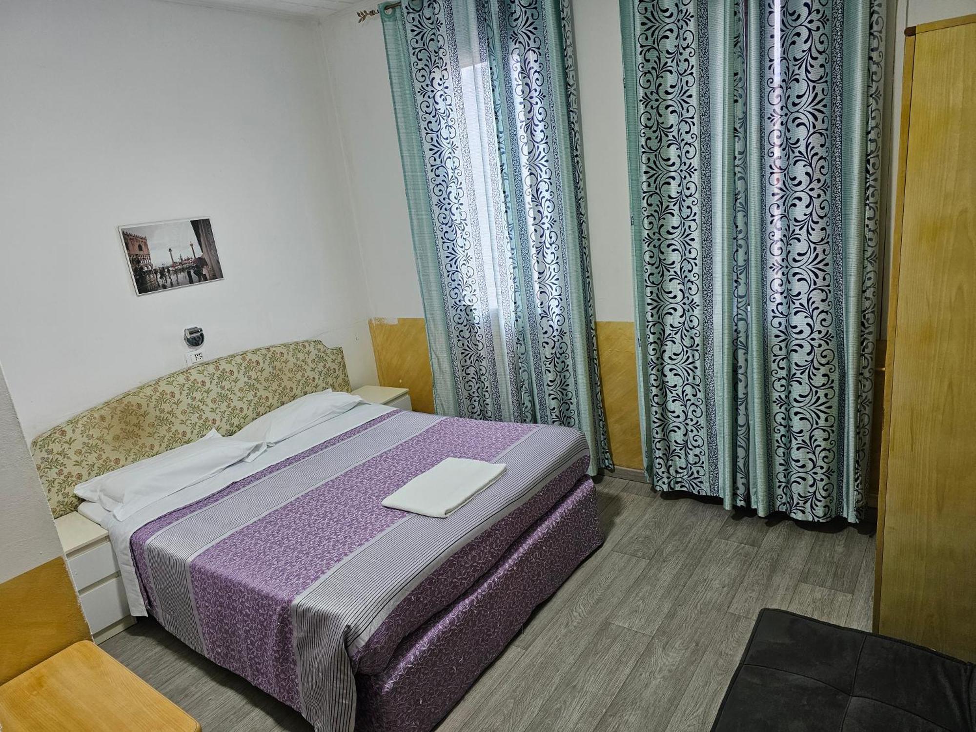 Hotel Giovannina Mestre Kamer foto